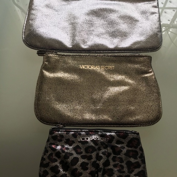 Victoria’s Secret cosmetics cases - Picture 5 of 5